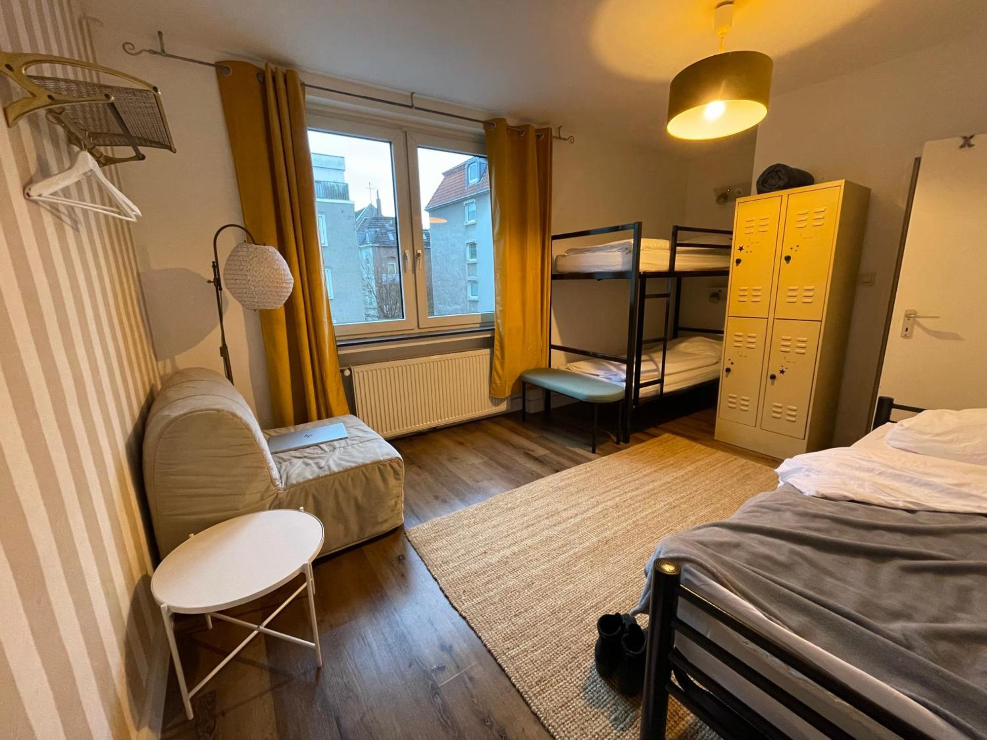 Weltempfaenger Backpacker Hostel Köln Exterior foto